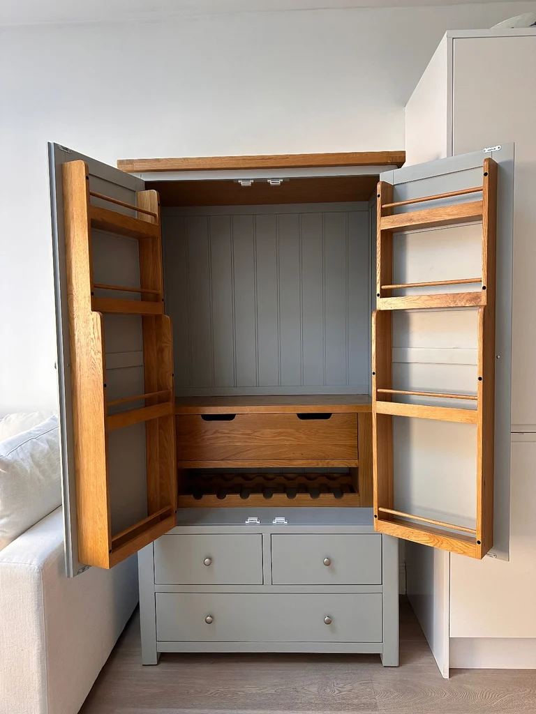 Cambridge Grey Painted Oak Larder Unit - Homeplus Furniture RRP £949.99